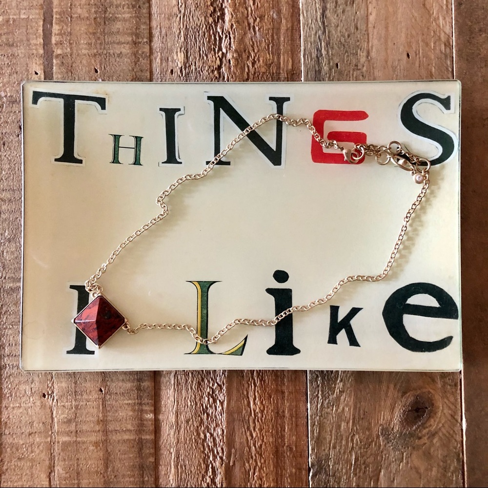 Red square stone necklace